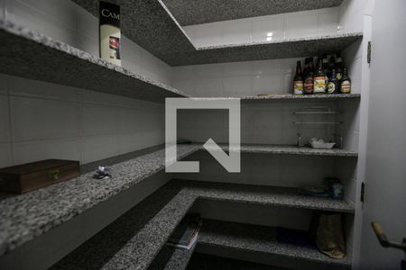 Apartamento à venda com 211m², 3 quartos e 3 vagasDespensa