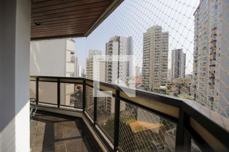 Apartamento à venda com 211m², 3 quartos e 3 vagasSacada