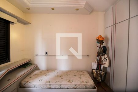 Apartamento à venda com 211m², 3 quartos e 3 vagasSuíte 2