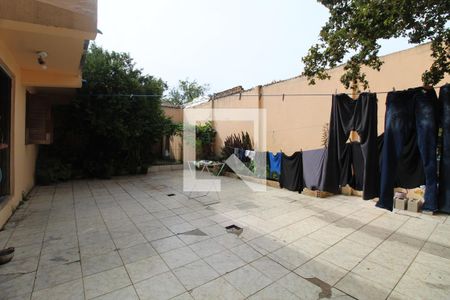 Casa à venda com 364m², 6 quartos e 4 vagasPátio