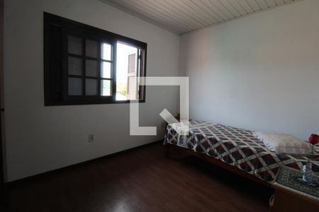 Casa à venda com 364m², 6 quartos e 4 vagasQuarto 2