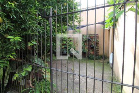 Casa à venda com 364m², 6 quartos e 4 vagasEspaço de canil 