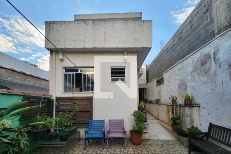 Casa à venda com 110m², 2 quartos e 1 vagaQuintal