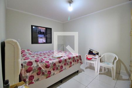 Casa à venda com 237m², 4 quartos e 4 vagasQuarto 2