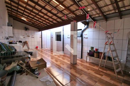 Casa à venda com 237m², 4 quartos e 4 vagasÁrea dos fundos