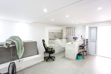 Apartamento à venda com 200m², 3 quartos e 3 vagas Apartamento à venda com 200m², 3 quartos e 3 vagasExtensão da garagem