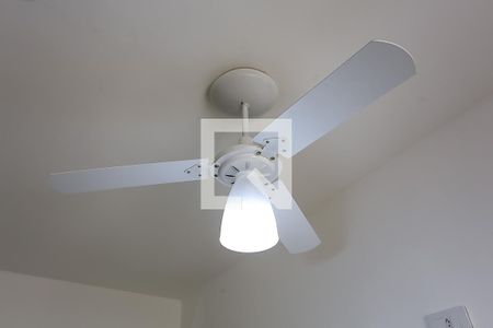 Apartamento à venda com 200m², 3 quartos e 3 vagas Apartamento à venda com 200m², 3 quartos e 3 vagasQuarto 1