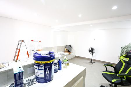 Apartamento à venda com 200m², 3 quartos e 3 vagas Apartamento à venda com 200m², 3 quartos e 3 vagasExtensão da garagem
