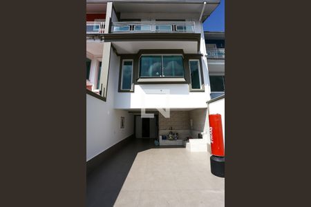 Apartamento à venda com 200m², 3 quartos e 3 vagas Apartamento à venda com 200m², 3 quartos e 3 vagasfachada da casa