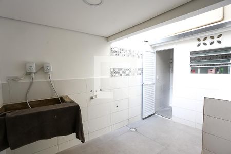 Apartamento à venda com 200m², 3 quartos e 3 vagas Apartamento à venda com 200m², 3 quartos e 3 vagaslavanderia