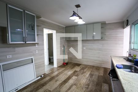 Apartamento à venda com 200m², 3 quartos e 3 vagas Apartamento à venda com 200m², 3 quartos e 3 vagascozinha