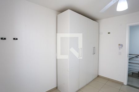Apartamento à venda com 200m², 3 quartos e 3 vagas Apartamento à venda com 200m², 3 quartos e 3 vagasQuarto 1