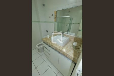 Banheiro de apartamento para alugar com 3 quartos, 105m² em Laranjeiras, Rio de Janeiro
