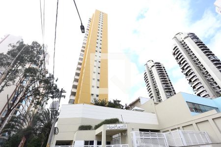 Apartamento à venda com 70m², 2 quartos e 2 vagas Apartamento à venda com 70m², 2 quartos e 2 vagasFachada