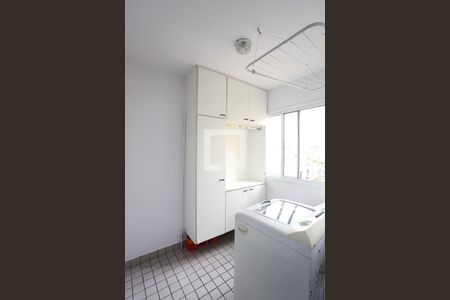 Apartamento à venda com 70m², 2 quartos e 2 vagas Apartamento à venda com 70m², 2 quartos e 2 vagasÁrea de Serviço