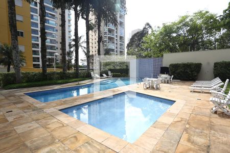 Apartamento à venda com 70m², 2 quartos e 2 vagas Apartamento à venda com 70m², 2 quartos e 2 vagasÁrea comum - Piscina