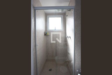 Apartamento à venda com 70m², 2 quartos e 2 vagas Apartamento à venda com 70m², 2 quartos e 2 vagasBanheiro da Suíte