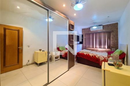 Apartamento à venda com 136m², 4 quartos e 1 vaga Apartamento à venda com 136m², 4 quartos e 1 vagaSuíte