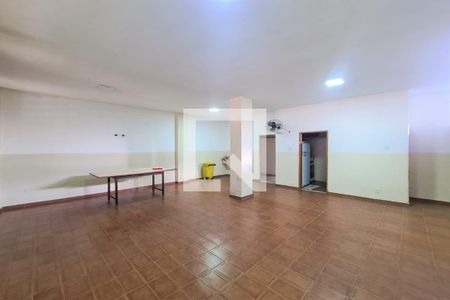 Apartamento à venda com 136m², 4 quartos e 1 vaga Apartamento à venda com 136m², 4 quartos e 1 vagaÁrea comum - Salão de festas