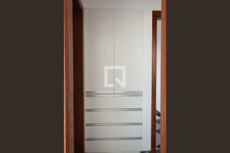 Apartamento à venda com 70m², 3 quartos e 2 vagas Apartamento à venda com 70m², 3 quartos e 2 vagasArmario corredor