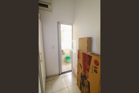 Apartamento à venda com 72m², 2 quartos e 1 vaga Apartamento à venda com 72m², 2 quartos e 1 vagaQuarto de Serviço