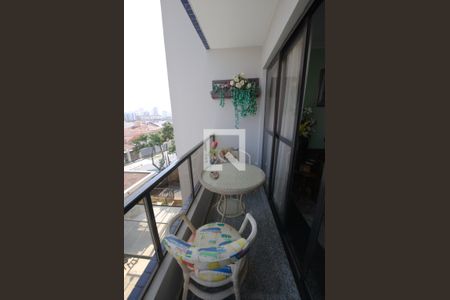 Apartamento à venda com 185m², 3 quartos e 4 vagas Apartamento à venda com 185m², 3 quartos e 4 vagasSala - Varanda