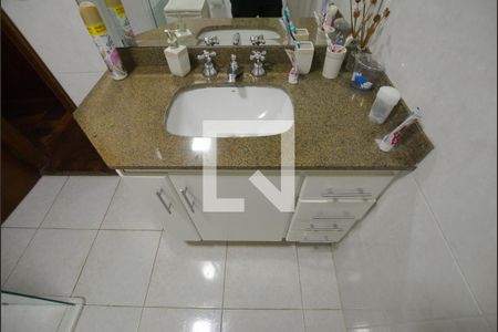 Apartamento à venda com 185m², 3 quartos e 4 vagas Apartamento à venda com 185m², 3 quartos e 4 vagasBanheiro