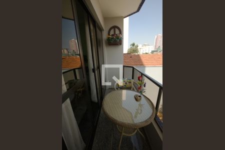 Apartamento à venda com 185m², 3 quartos e 4 vagas Apartamento à venda com 185m², 3 quartos e 4 vagasSala - Varanda