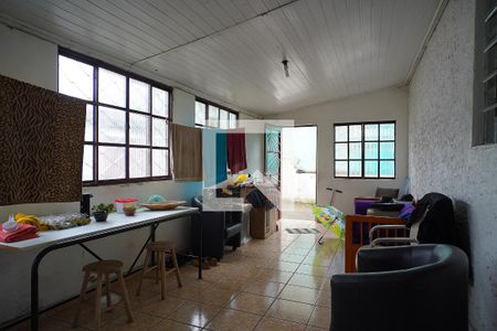 Casa à venda com 100m², 2 quartos e 4 vagasSalão 