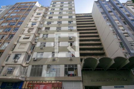 Apartamento à venda com 40m², 1 quarto e sem vaga Apartamento à venda com 40m², 1 quarto e sem vagaFachada