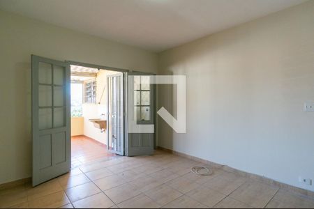 Casa à venda com 160m², 3 quartos e 2 vagas Casa à venda com 160m², 3 quartos e 2 vagasSuíte