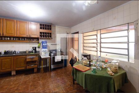 Casa à venda com 356m², 4 quartos e 4 vagasCozinha