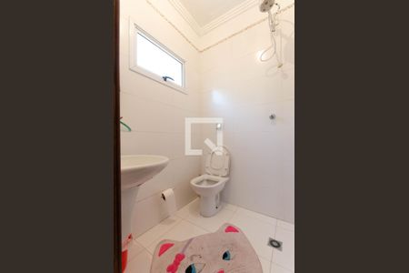 Casa à venda com 356m², 4 quartos e 4 vagasBanheiro de Serviço