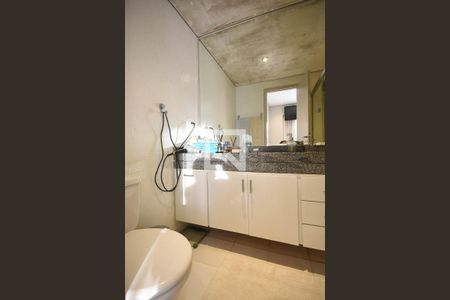 Apartamento à venda com 96m², 2 quartos e 2 vagas Apartamento à venda com 96m², 2 quartos e 2 vagasBanheiro suíte 2