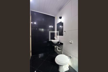 Casa à venda com 187m², 3 quartos e 2 vagasBanheiro da Suíte 1