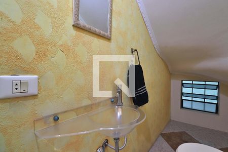 Lavabo de casa à venda com 3 quartos, 187m² em Vila Scarpelli, Santo André