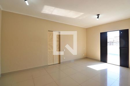 Casa à venda com 187m², 3 quartos e 2 vagasQuarto Suíte 2