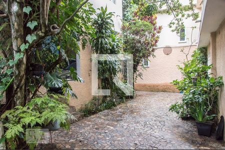 Casa à venda com 300m², 3 quartos e 4 vagas