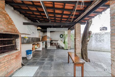 Casa à venda com 258m², 3 quartos e 6 vagas Casa à venda com 258m², 3 quartos e 6 vagasChurrasqueira