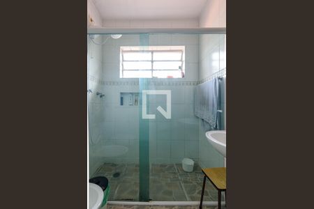 Casa à venda com 258m², 3 quartos e 6 vagas Casa à venda com 258m², 3 quartos e 6 vagasBanheiro da suíte