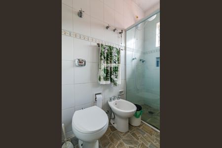 Casa à venda com 258m², 3 quartos e 6 vagas Casa à venda com 258m², 3 quartos e 6 vagasBanheiro da suíte