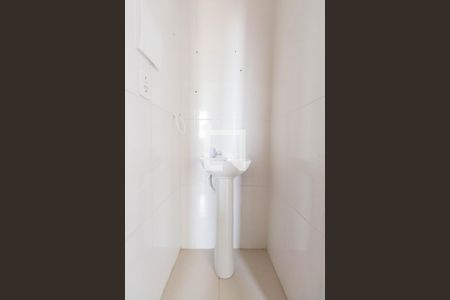 Apartamento à venda com 56m², 2 quartos e 1 vaga Apartamento à venda com 56m², 2 quartos e 1 vagaBanheiro