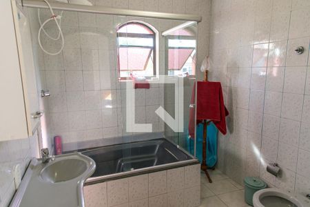 Casa à venda com 265m², 6 quartos e 5 vagas Casa à venda com 265m², 6 quartos e 5 vagasBanheiro da Suíte 4