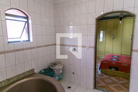 Casa à venda com 265m², 6 quartos e 5 vagas Casa à venda com 265m², 6 quartos e 5 vagasBanheiro das Suítes 2 e 3