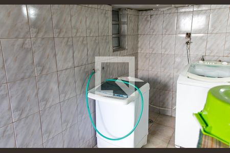 Casa à venda com 265m², 6 quartos e 5 vagas Casa à venda com 265m², 6 quartos e 5 vagasÁrea de Serviço