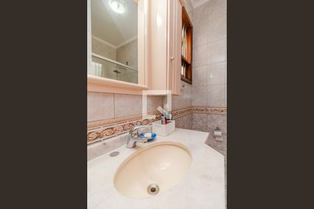 Casa para alugar com 220m², 3 quartos e 3 vagas Casa para alugar com 220m², 3 quartos e 3 vagasBanheiro