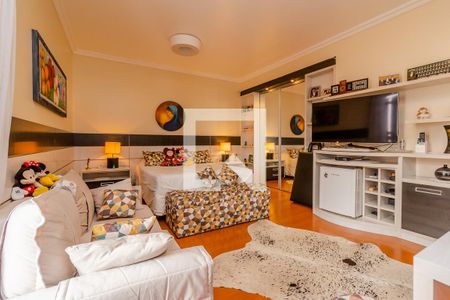 Casa para alugar com 220m², 3 quartos e 3 vagas Casa para alugar com 220m², 3 quartos e 3 vagasSuíte