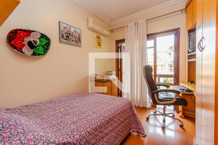 Casa para alugar com 220m², 3 quartos e 3 vagas Casa para alugar com 220m², 3 quartos e 3 vagasQuarto 2