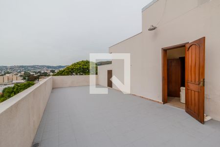 Casa para alugar com 220m², 3 quartos e 3 vagas Casa para alugar com 220m², 3 quartos e 3 vagasCobertura