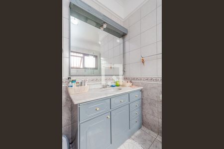 Casa para alugar com 220m², 3 quartos e 3 vagas Casa para alugar com 220m², 3 quartos e 3 vagasBanheiro da Suíte